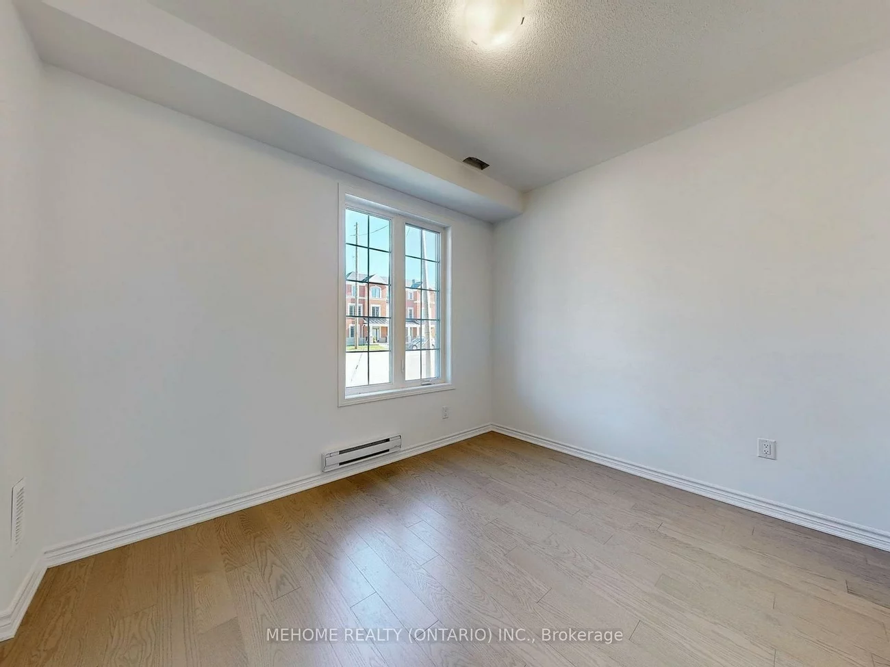 1371, William Halton, 1012 - NW Northwest, Oakville