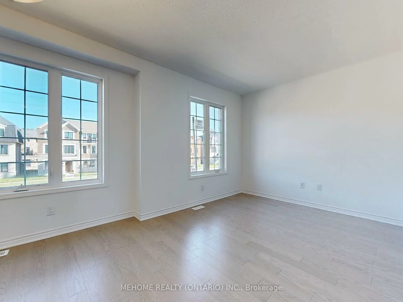 1371, William Halton, 1012 - NW Northwest, Oakville