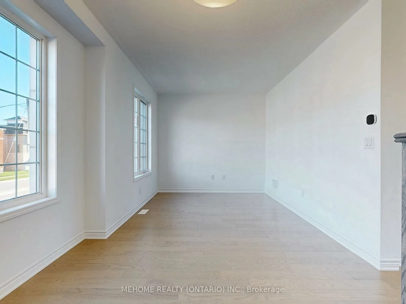 1371, William Halton, 1012 - NW Northwest, Oakville