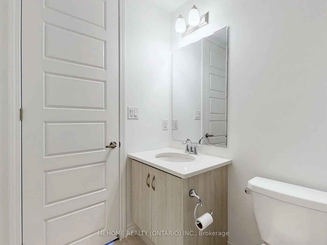 1371, William Halton, 1012 - NW Northwest, Oakville