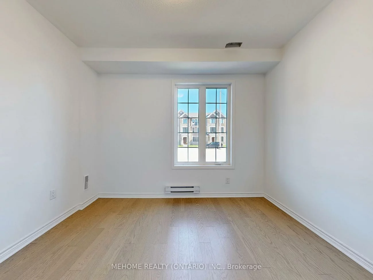 1371, William Halton, 1012 - NW Northwest, Oakville