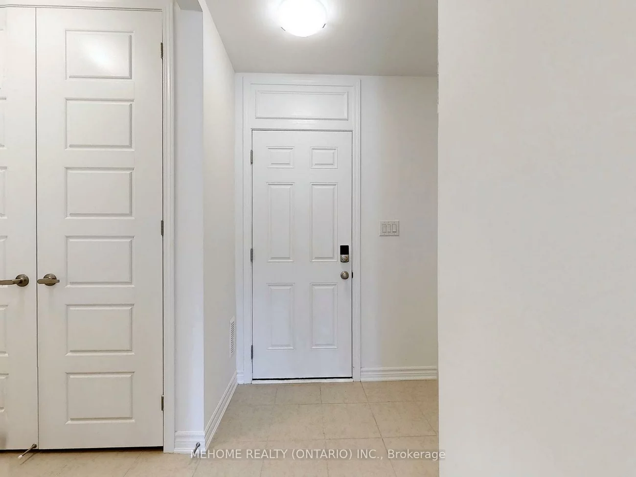 1371, William Halton, 1012 - NW Northwest, Oakville