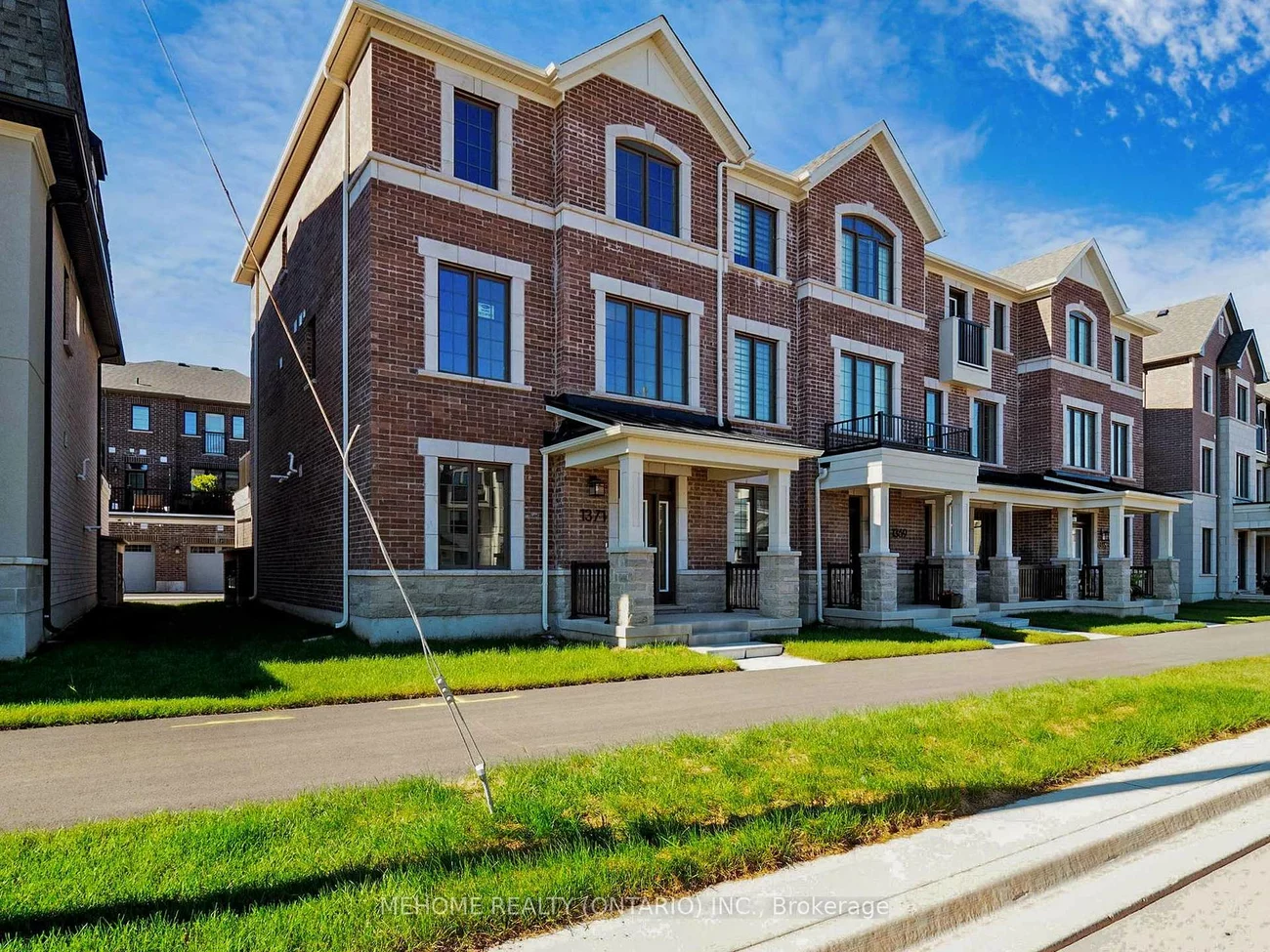 1371, William Halton, 1012 - NW Northwest, Oakville