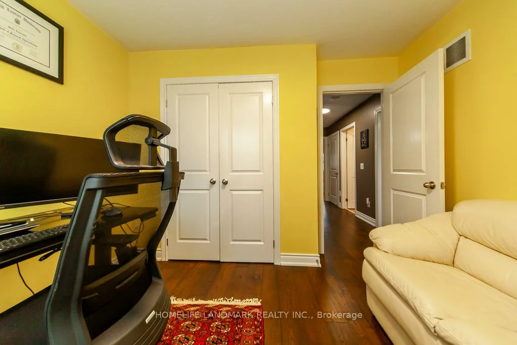 3077, Neyagawa, 1008 - GO Glenorchy, Oakville
