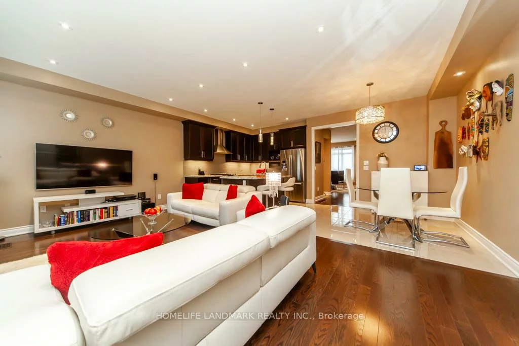 3077, Neyagawa, 1008 - GO Glenorchy, Oakville