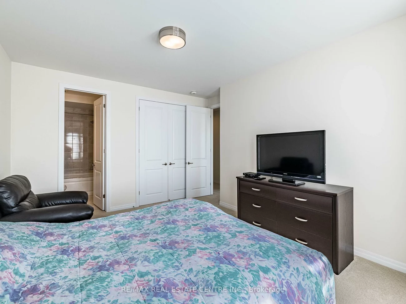 323, Harold Dent, 1008 - GO Glenorchy, Oakville