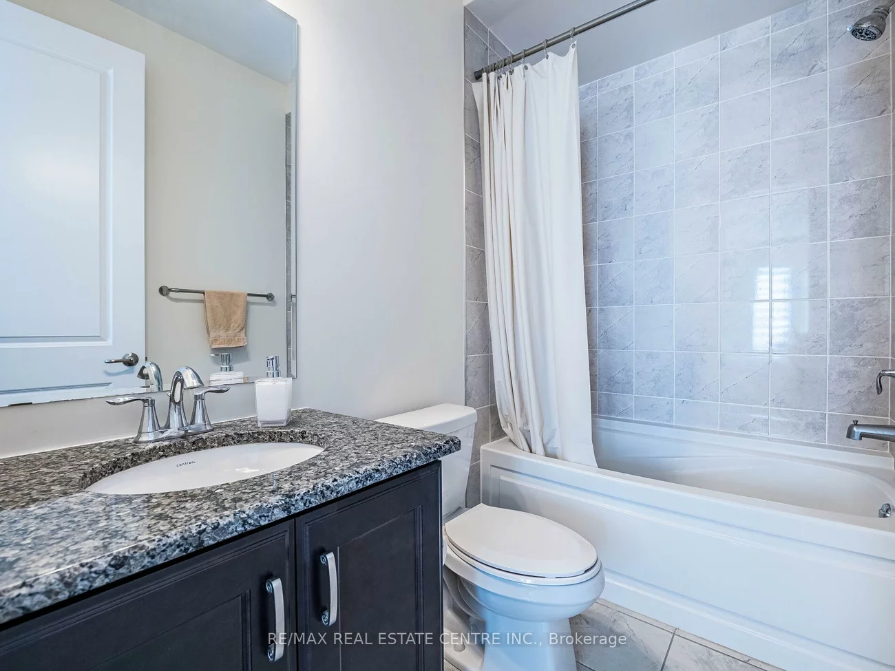 323, Harold Dent, 1008 - GO Glenorchy, Oakville