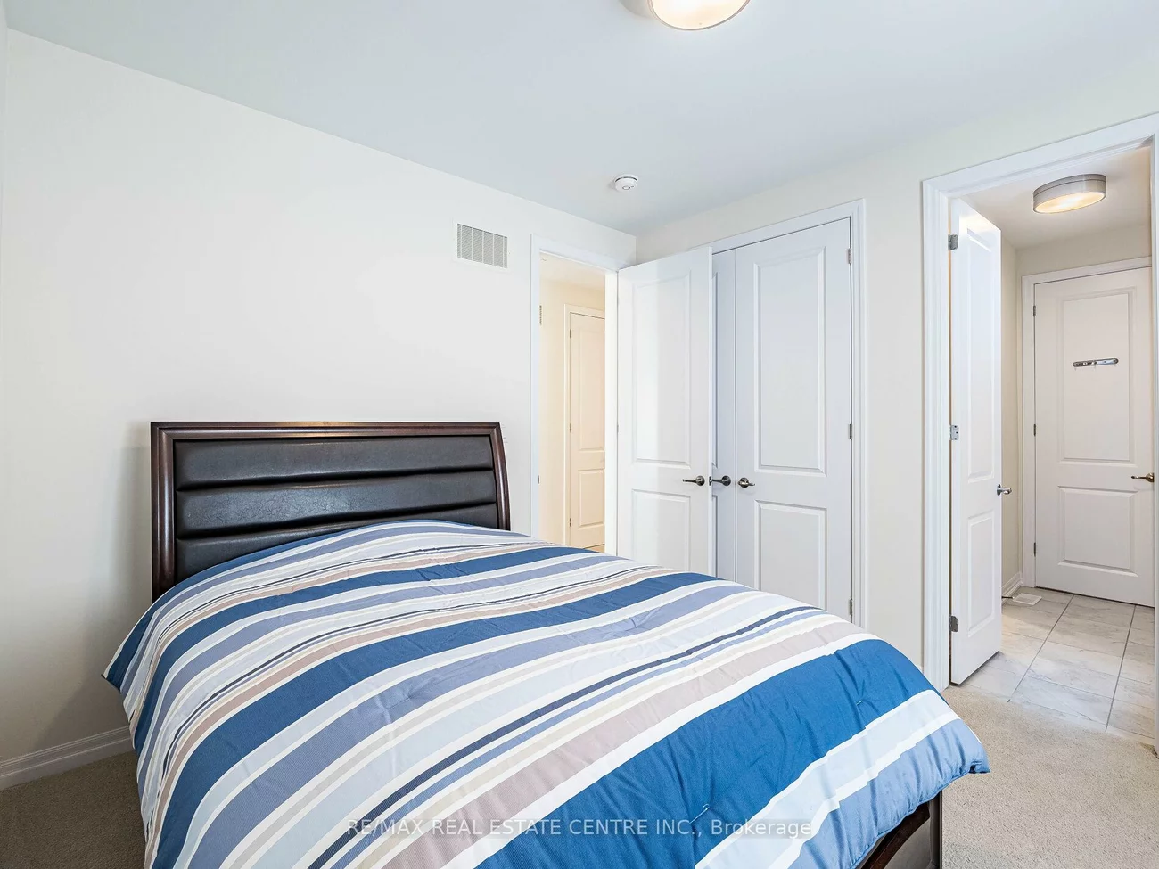 323, Harold Dent, 1008 - GO Glenorchy, Oakville