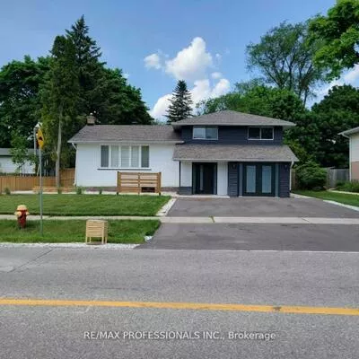 15, Ridge, 1003 - CP College Park, Oakville