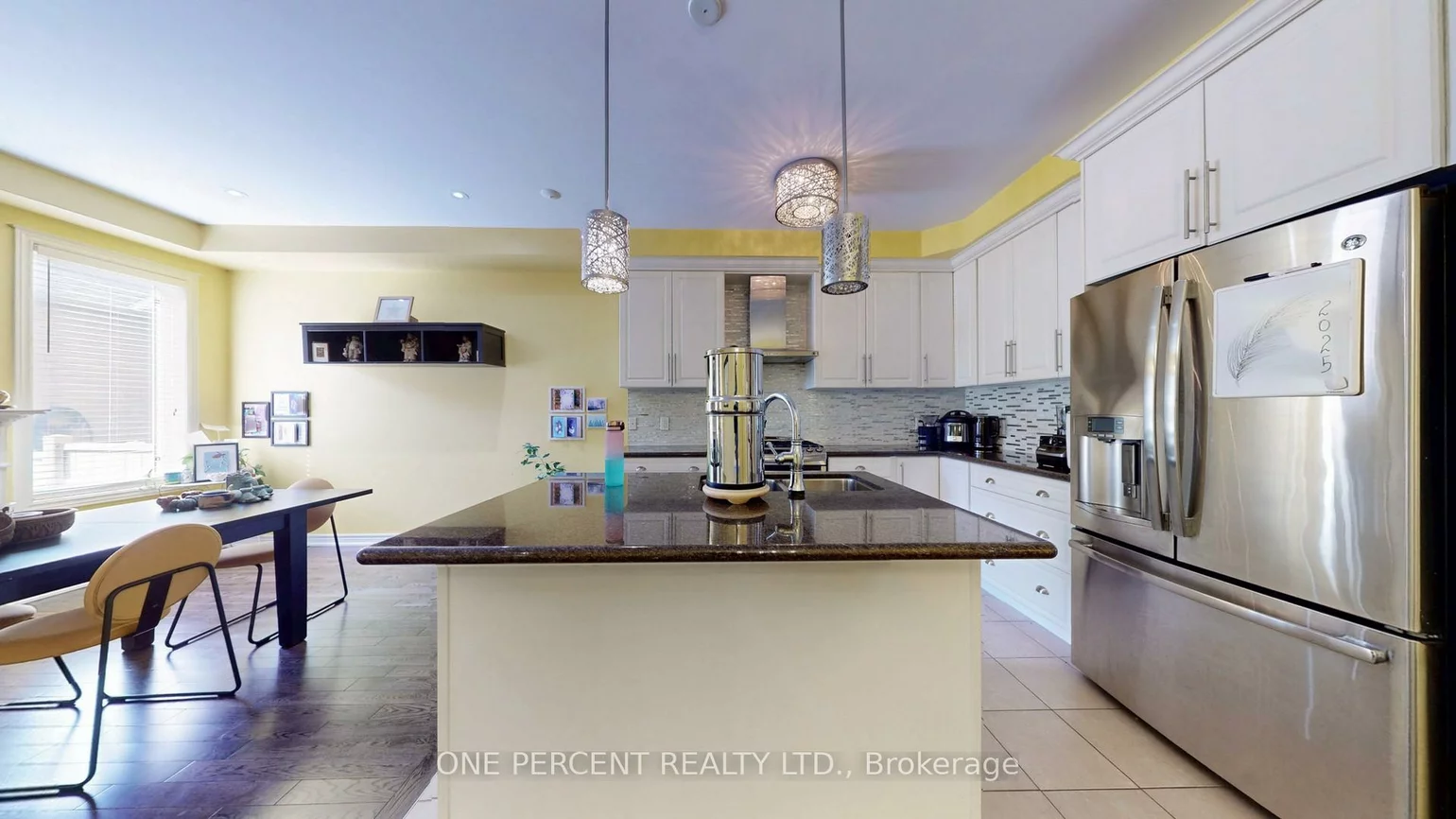 541, Sixteen Mile, 1008 - GO Glenorchy, Oakville
