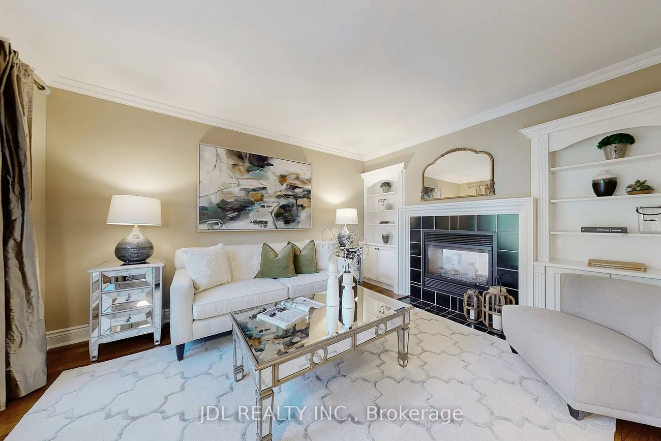 240, Lexington, 1015 - RO River Oaks, Oakville