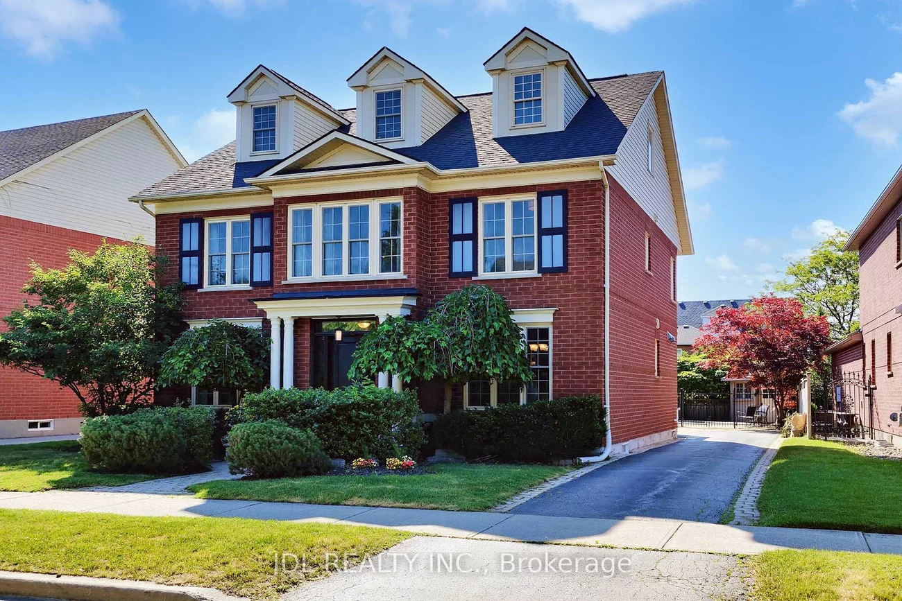 240, Lexington, 1015 - RO River Oaks, Oakville