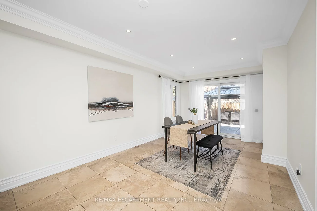 2728, Guilford, 1004 - CV Clearview, Oakville