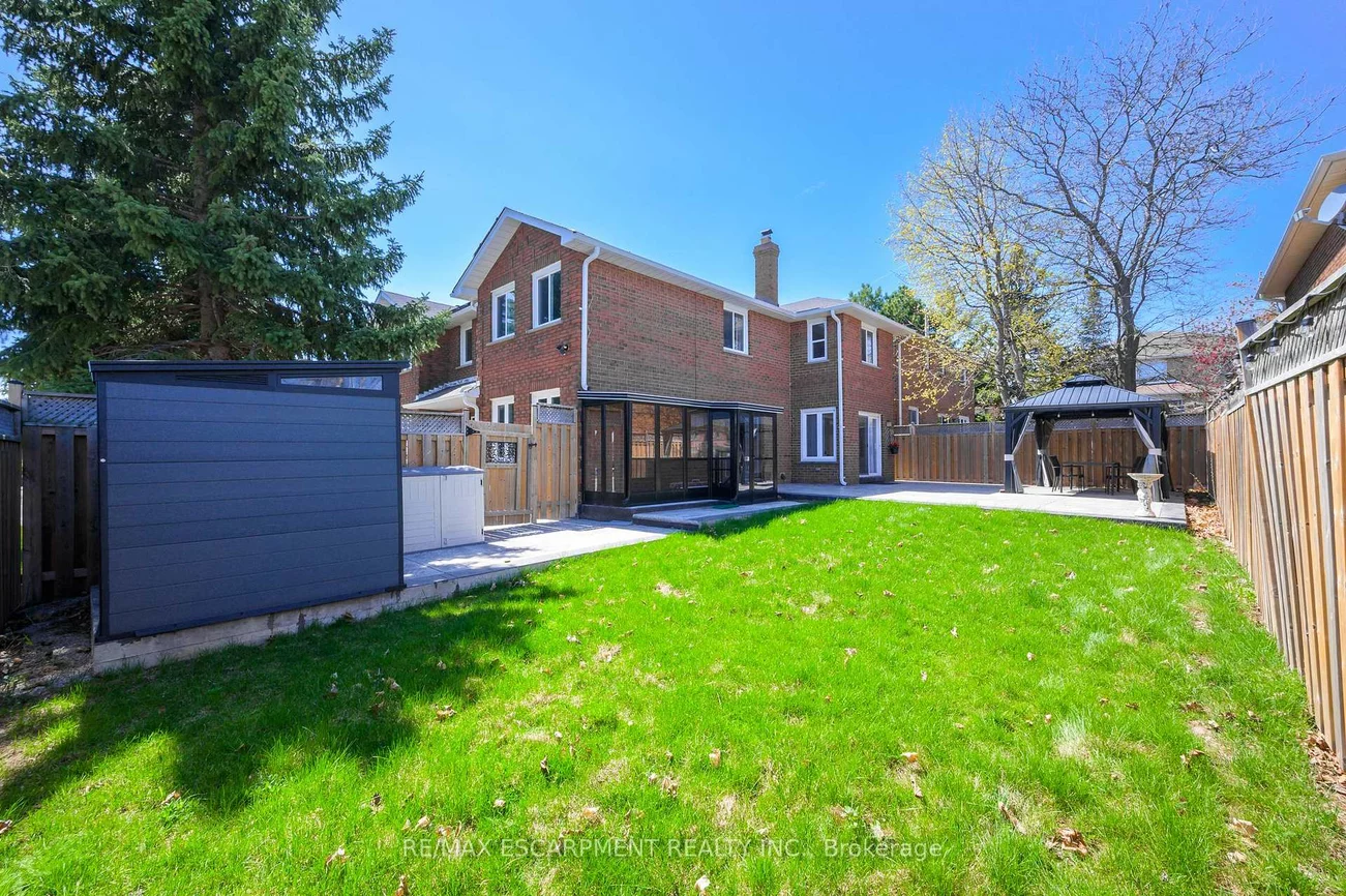 2728, Guilford, 1004 - CV Clearview, Oakville