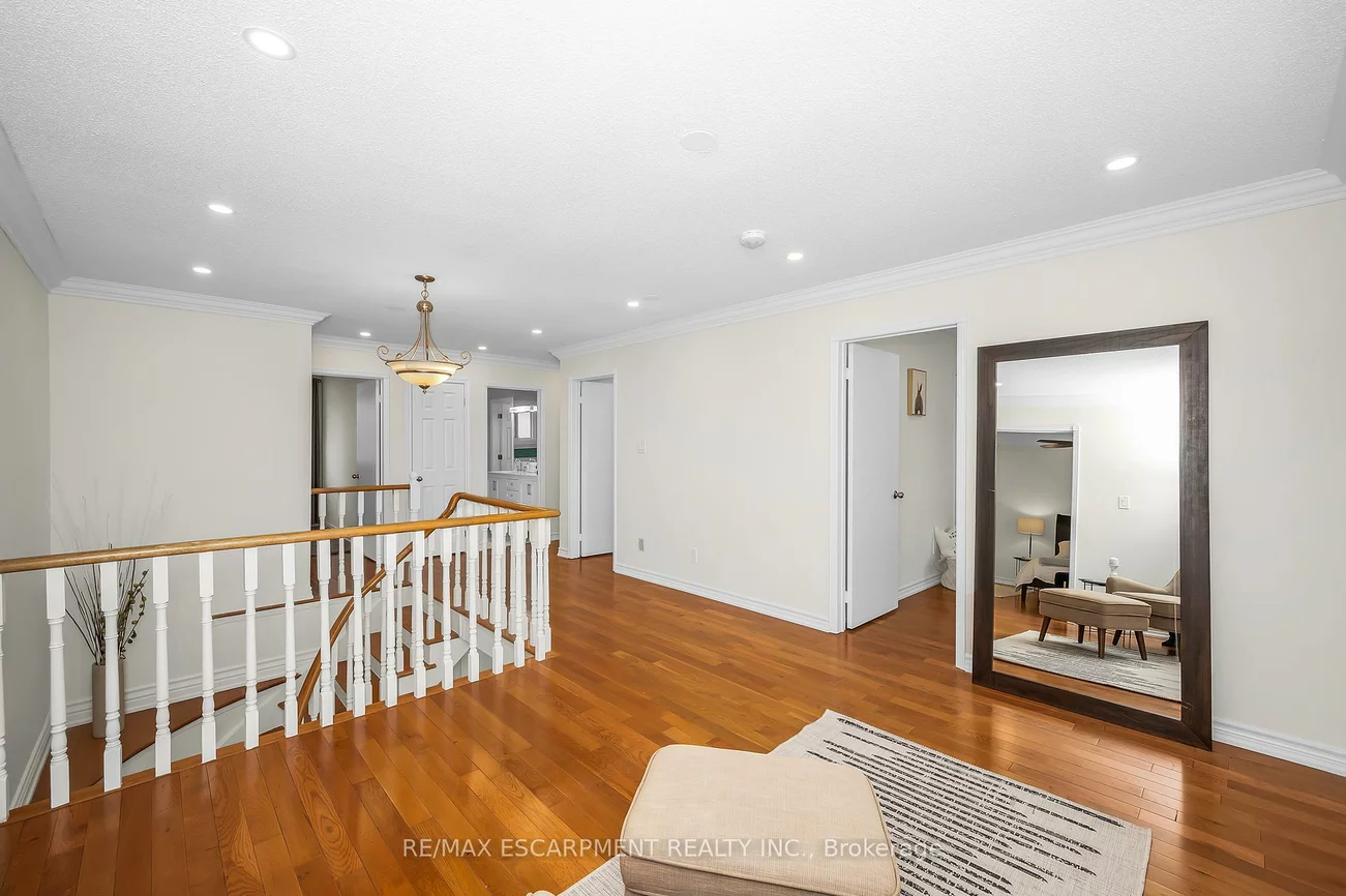 2728, Guilford, 1004 - CV Clearview, Oakville
