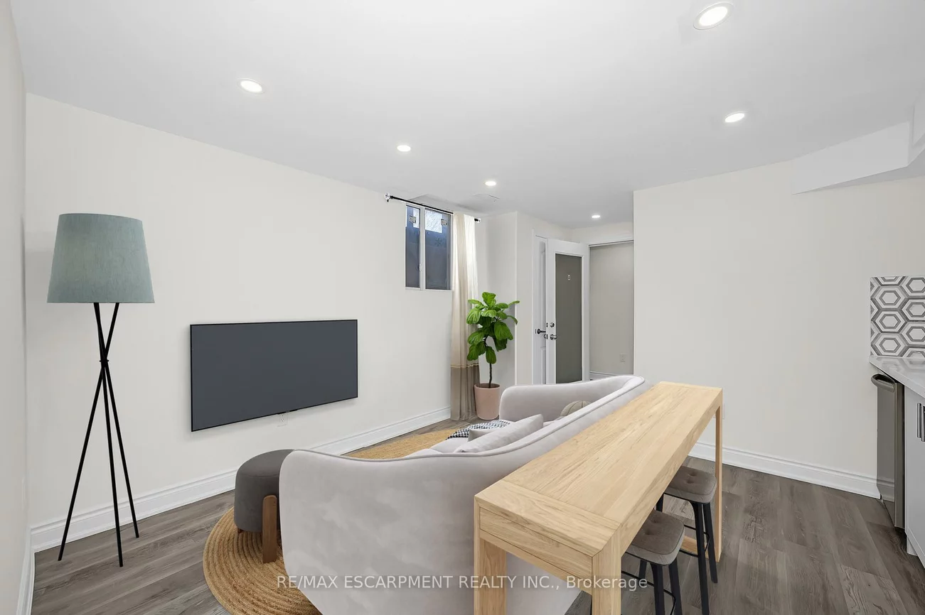 2728, Guilford, 1004 - CV Clearview, Oakville