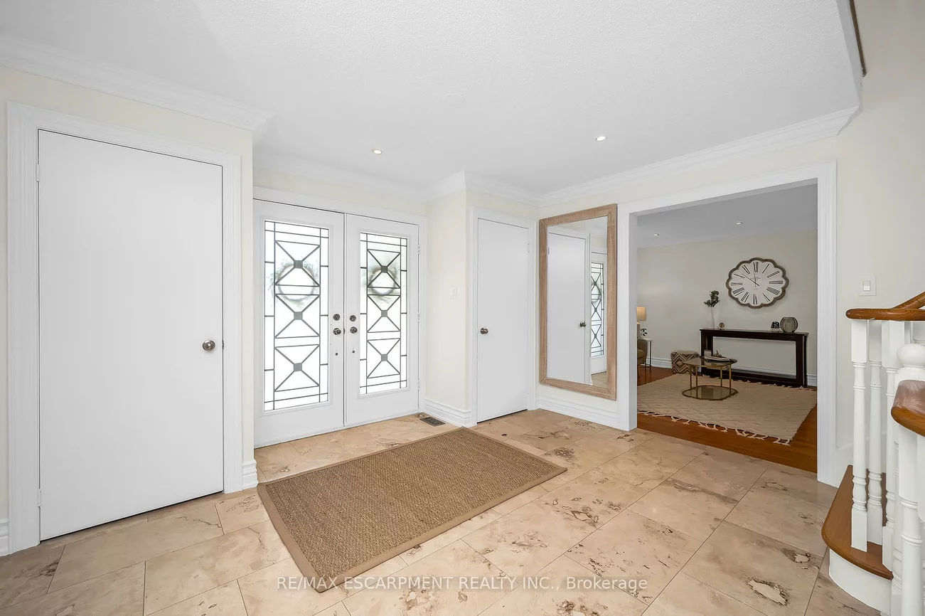 2728, Guilford, 1004 - CV Clearview, Oakville