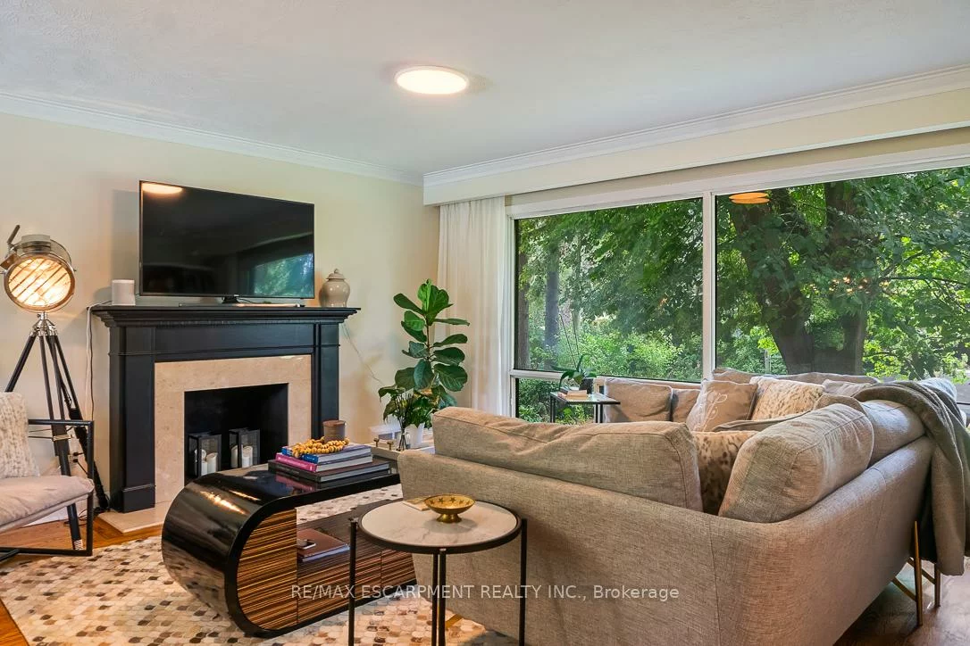237, Albion, 1011 - MO Morrison, Oakville