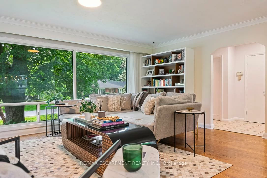 237, Albion, 1011 - MO Morrison, Oakville