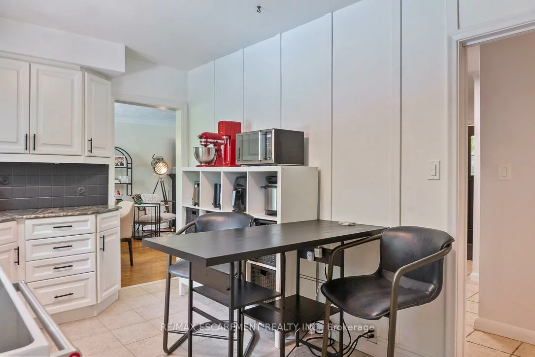 237, Albion, 1011 - MO Morrison, Oakville