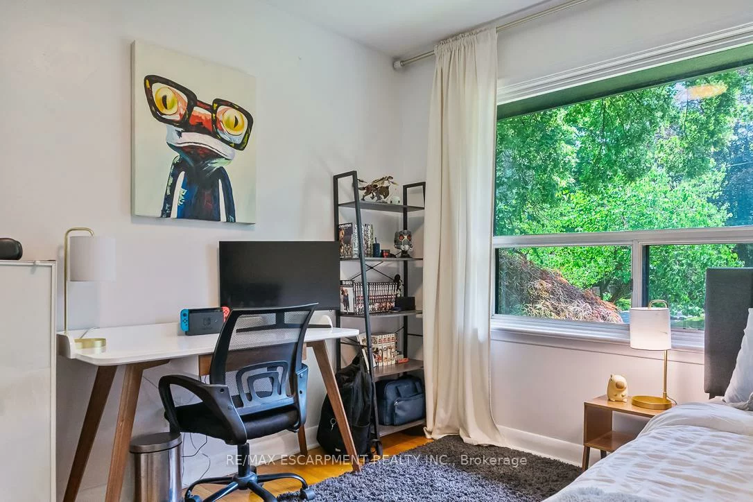 237, Albion, 1011 - MO Morrison, Oakville