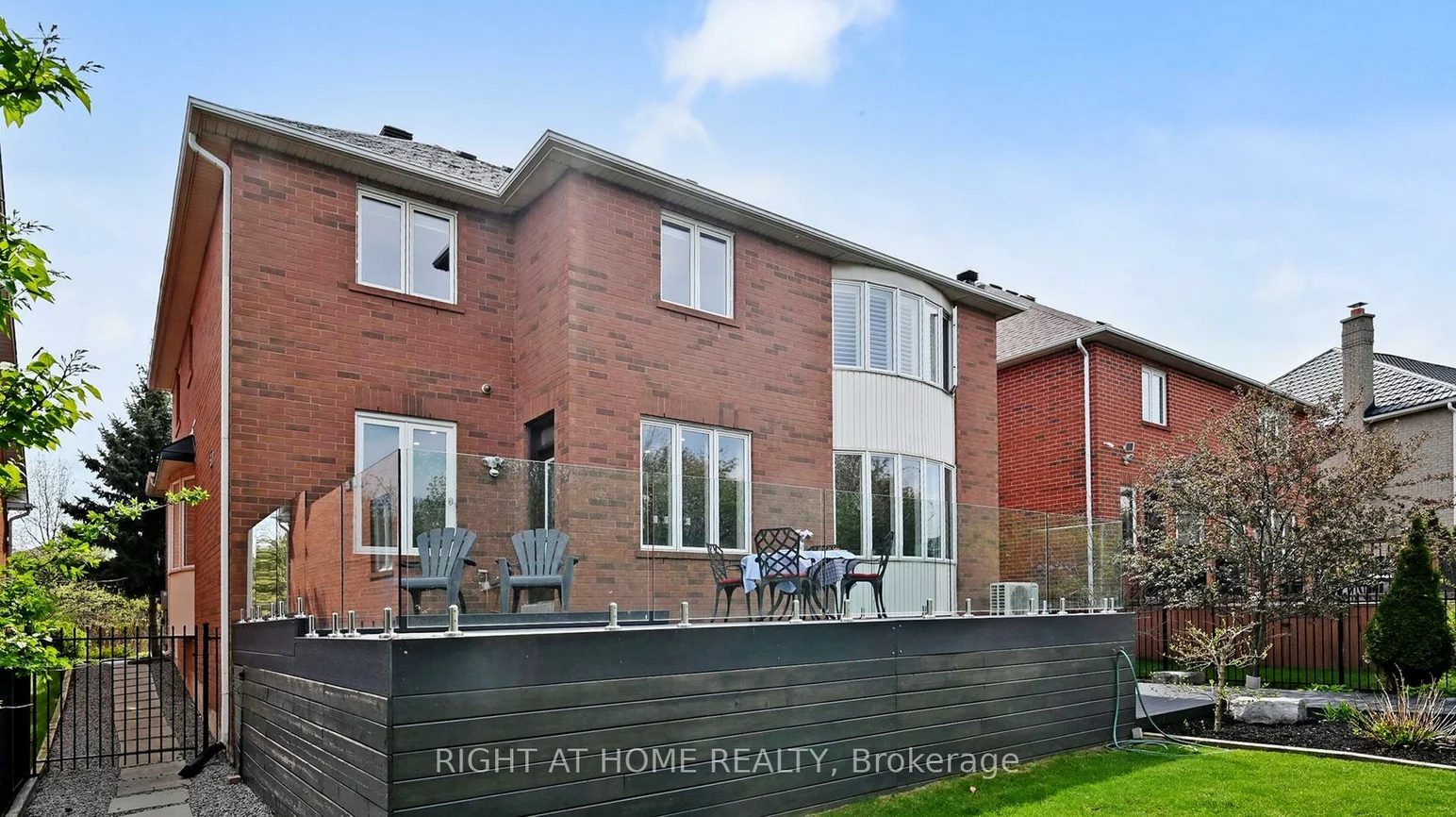 1504, Pinery, 1009 - JC Joshua Creek, Oakville
