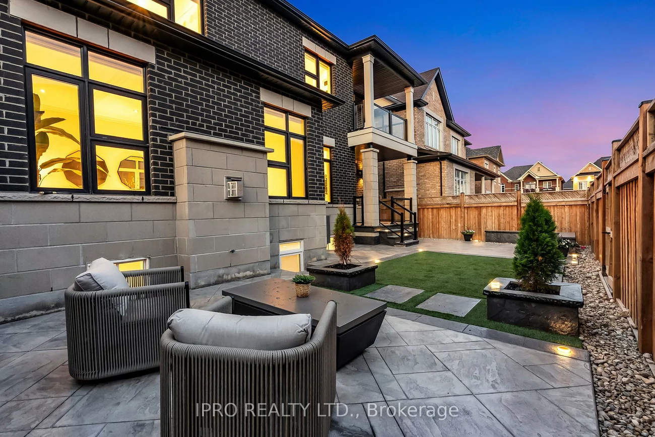 3302, Rattlesnake, 1008 - GO Glenorchy, Oakville