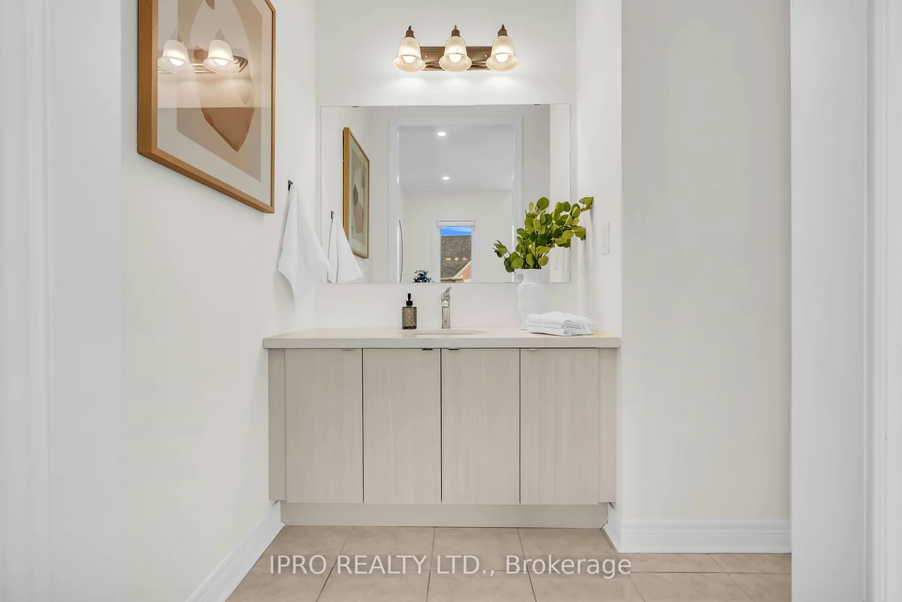3302, Rattlesnake, 1008 - GO Glenorchy, Oakville