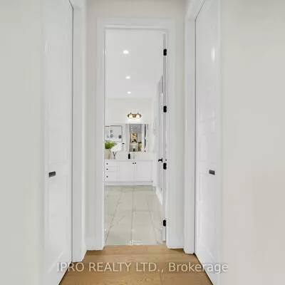 3302, Rattlesnake, 1008 - GO Glenorchy, Oakville