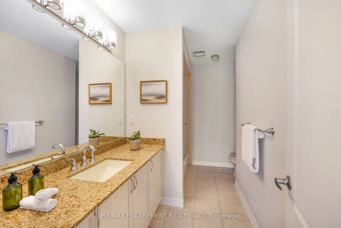 2314, Kwinter, 1019 - WM Westmount, Oakville