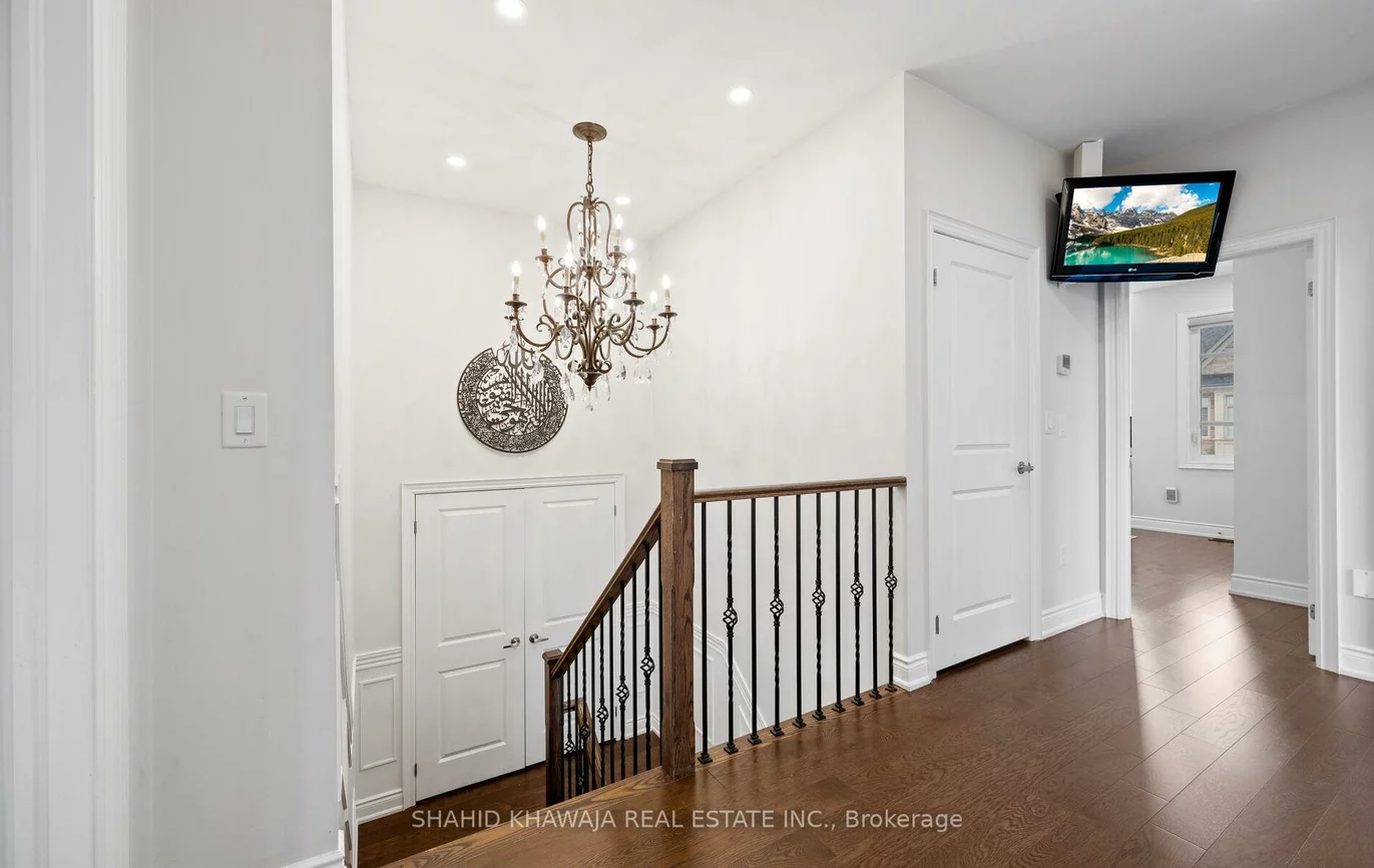 25, Wheat Boom, 1008 - GO Glenorchy, Oakville