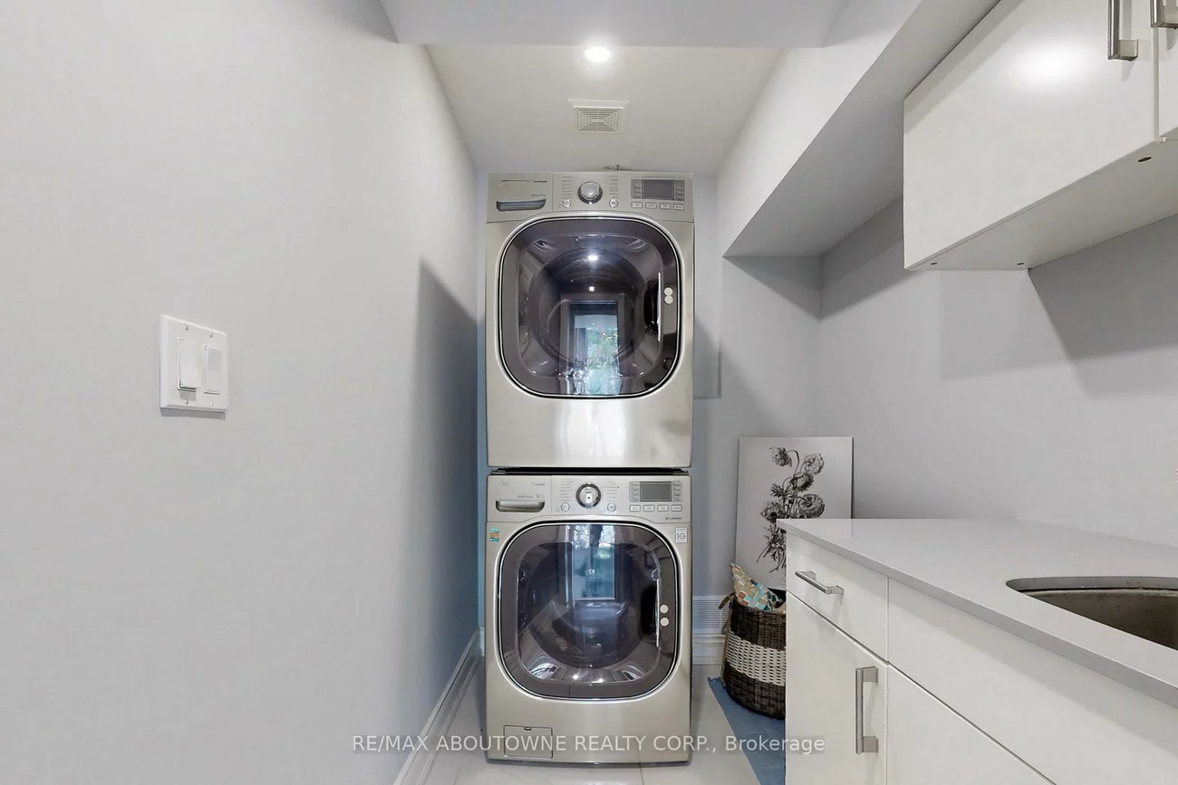 152, Elton Park, 1011 - MO Morrison, Oakville