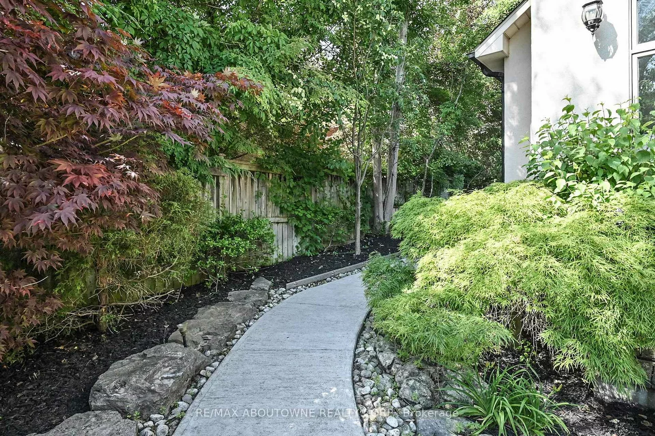 152, Elton Park, 1011 - MO Morrison, Oakville