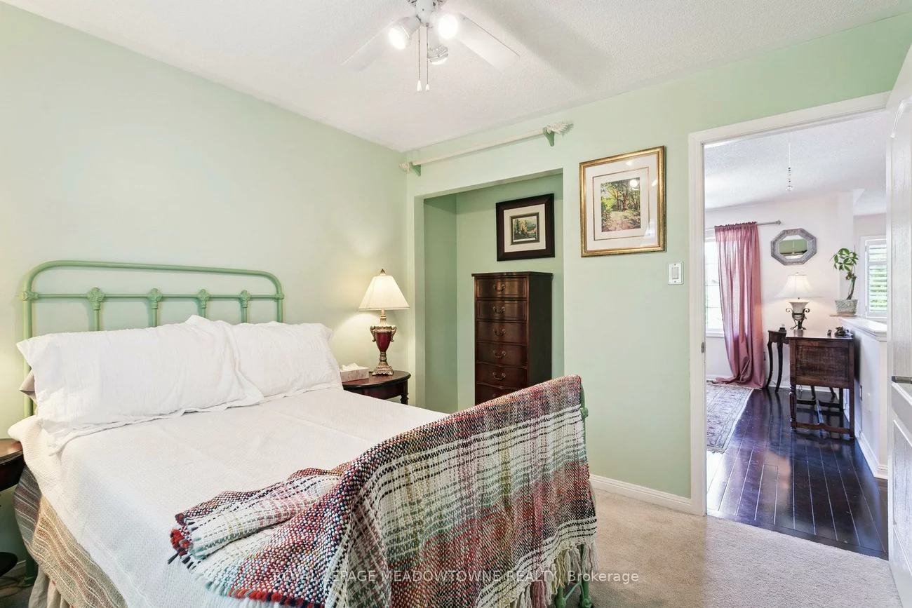 1325, Ashwood, 1022 - WT West Oak Trails, Oakville