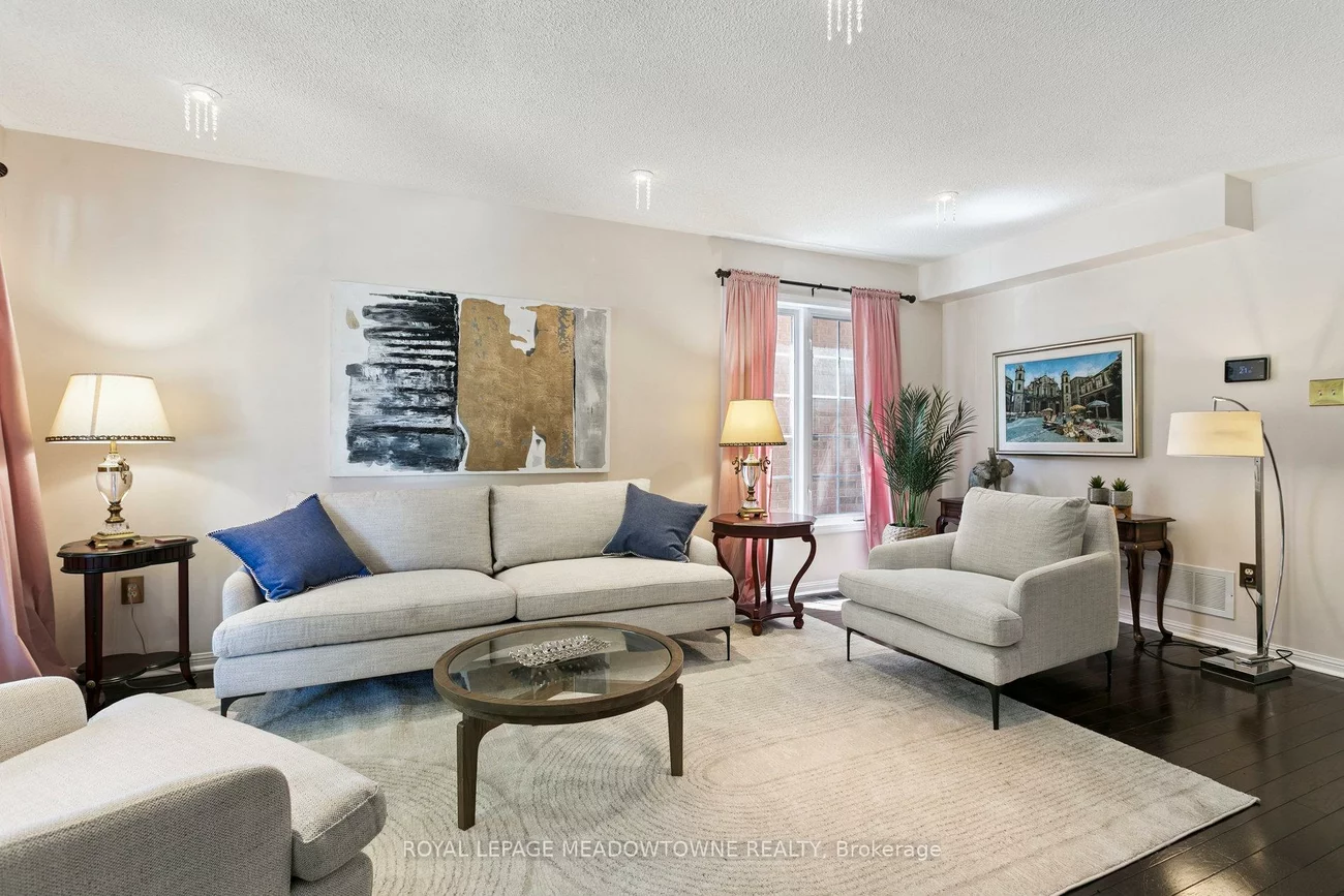 1325, Ashwood, 1022 - WT West Oak Trails, Oakville
