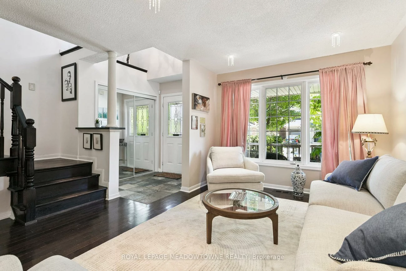 1325, Ashwood, 1022 - WT West Oak Trails, Oakville