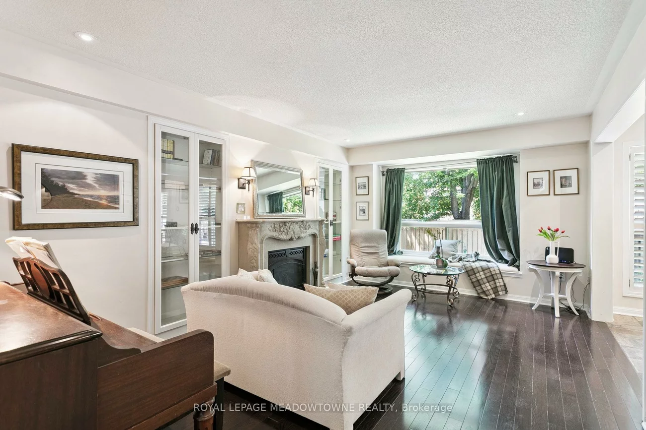 1325, Ashwood, 1022 - WT West Oak Trails, Oakville
