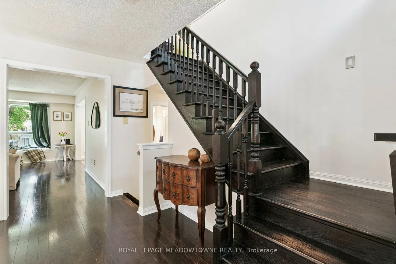 1325, Ashwood, 1022 - WT West Oak Trails, Oakville