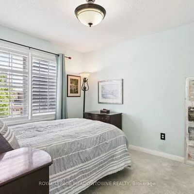1325, Ashwood, 1022 - WT West Oak Trails, Oakville