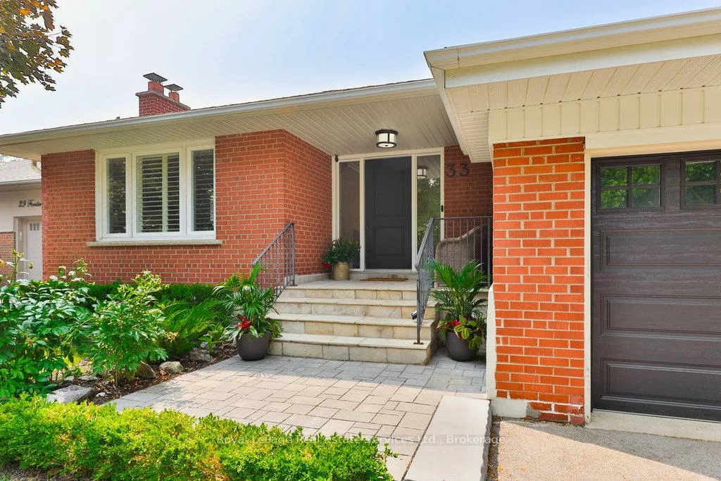 33, Forster Park, 1002 - CO Central, Oakville