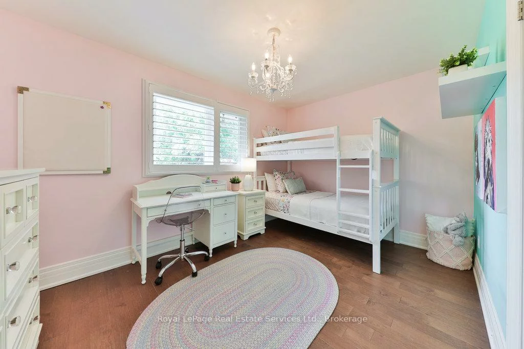 33, Forster Park, 1002 - CO Central, Oakville