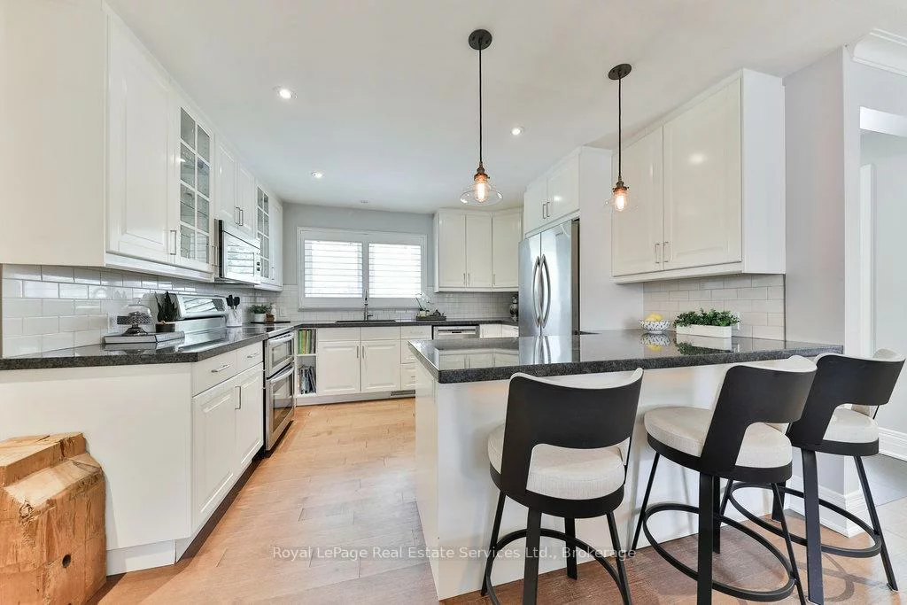 33, Forster Park, 1002 - CO Central, Oakville