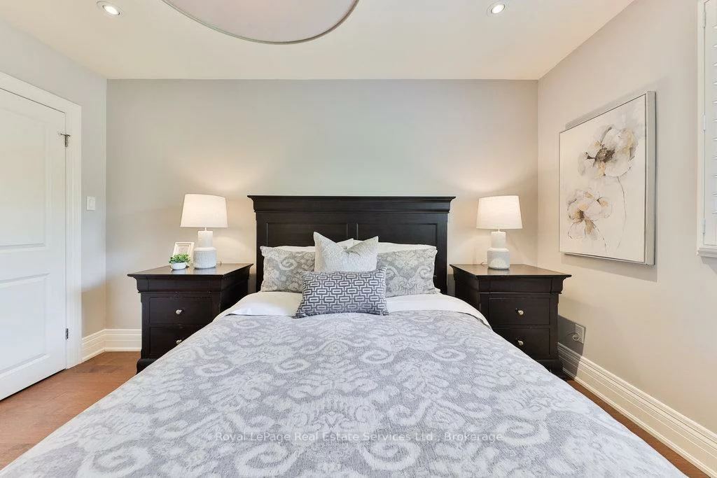 33, Forster Park, 1002 - CO Central, Oakville
