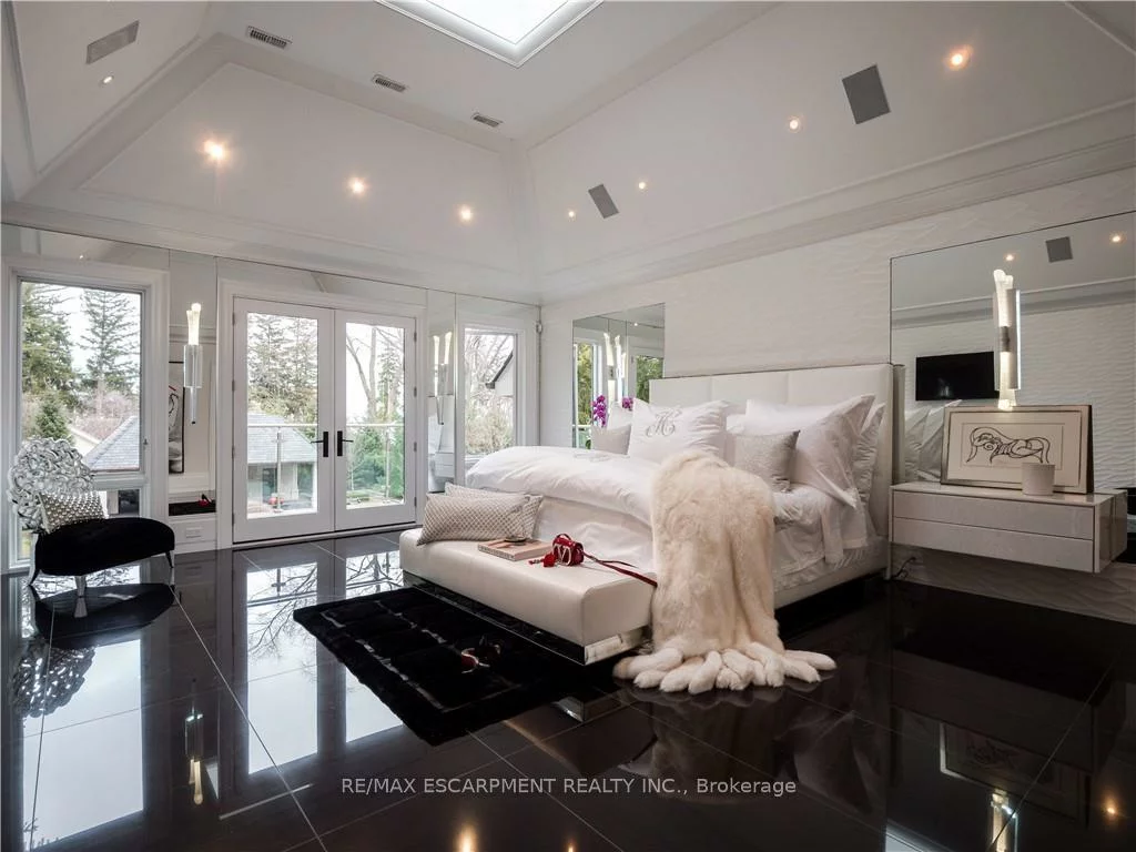 15, Chartwell, 1013 - OO Old Oakville, Oakville