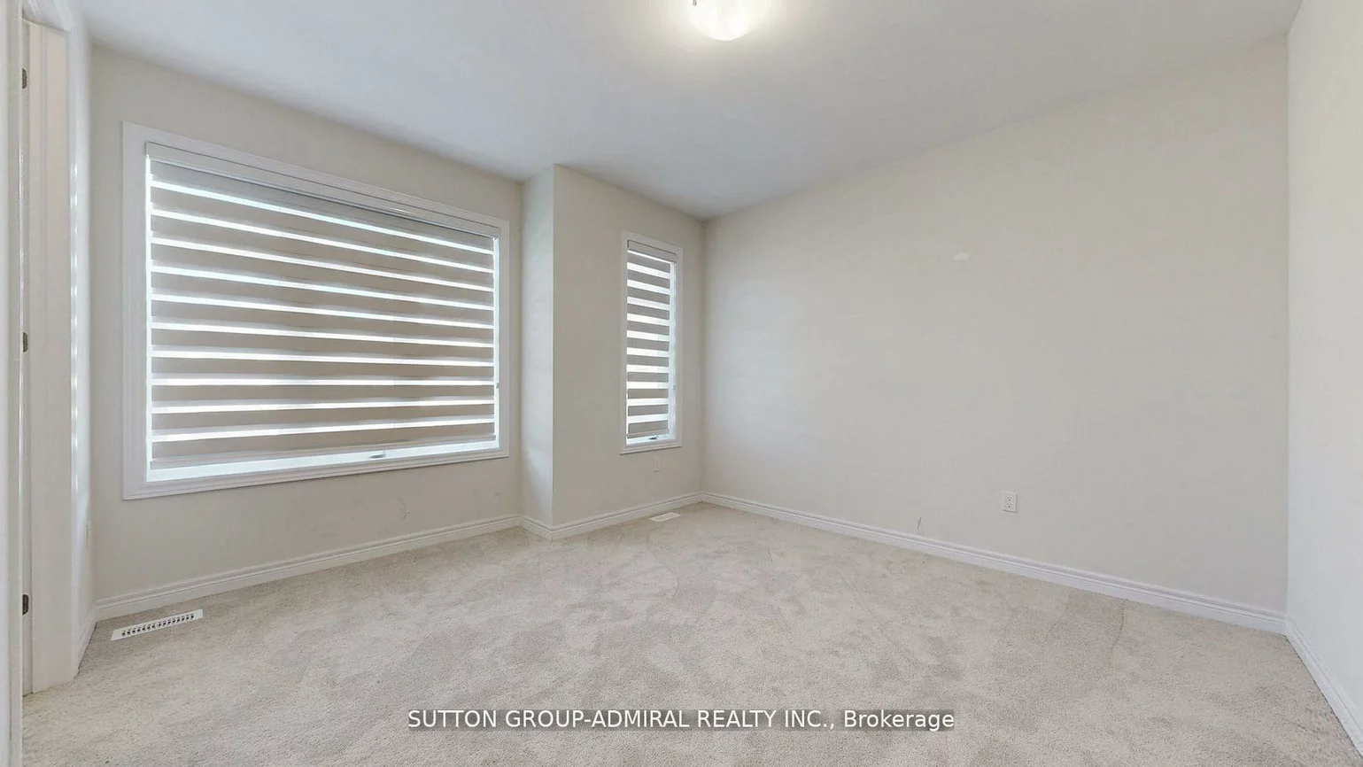 34, Carnegie, 1008 - GO Glenorchy, Oakville
