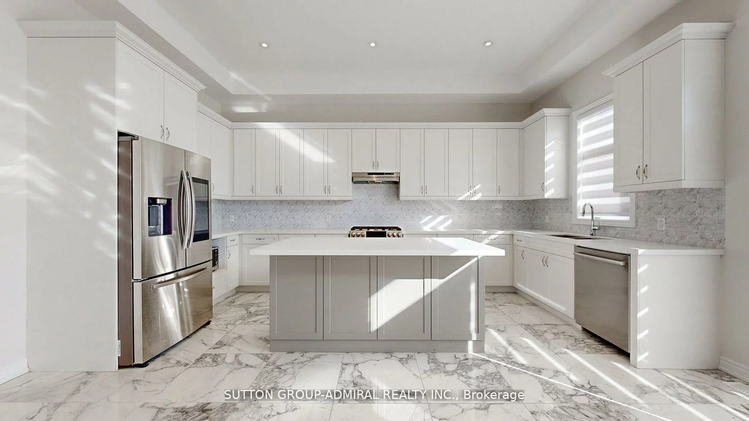 34, Carnegie, 1008 - GO Glenorchy, Oakville