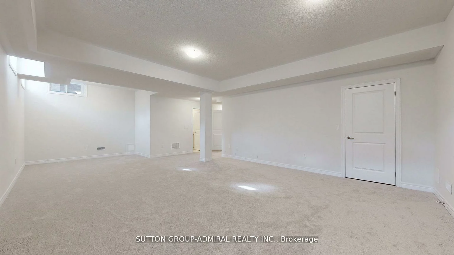 34, Carnegie, 1008 - GO Glenorchy, Oakville