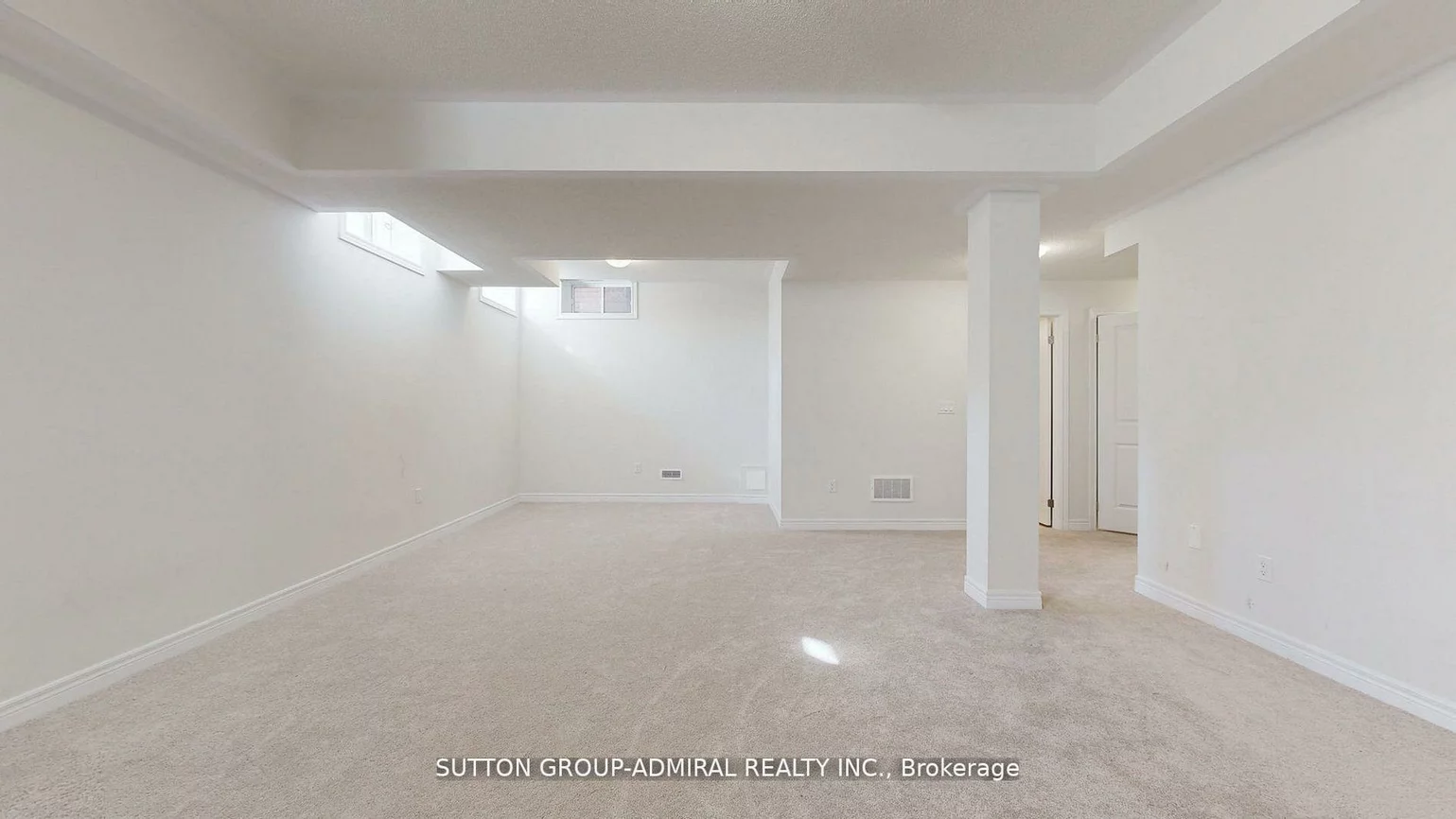 34, Carnegie, 1008 - GO Glenorchy, Oakville
