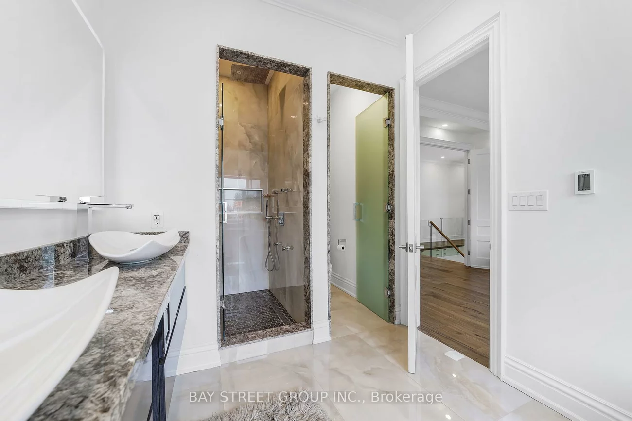 442, Sherin, 1020 - WO West, Oakville