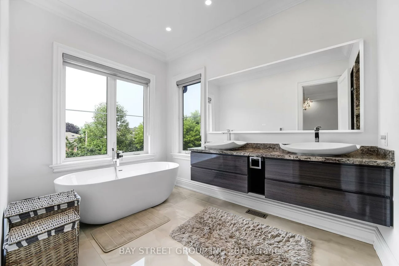 442, Sherin, 1020 - WO West, Oakville